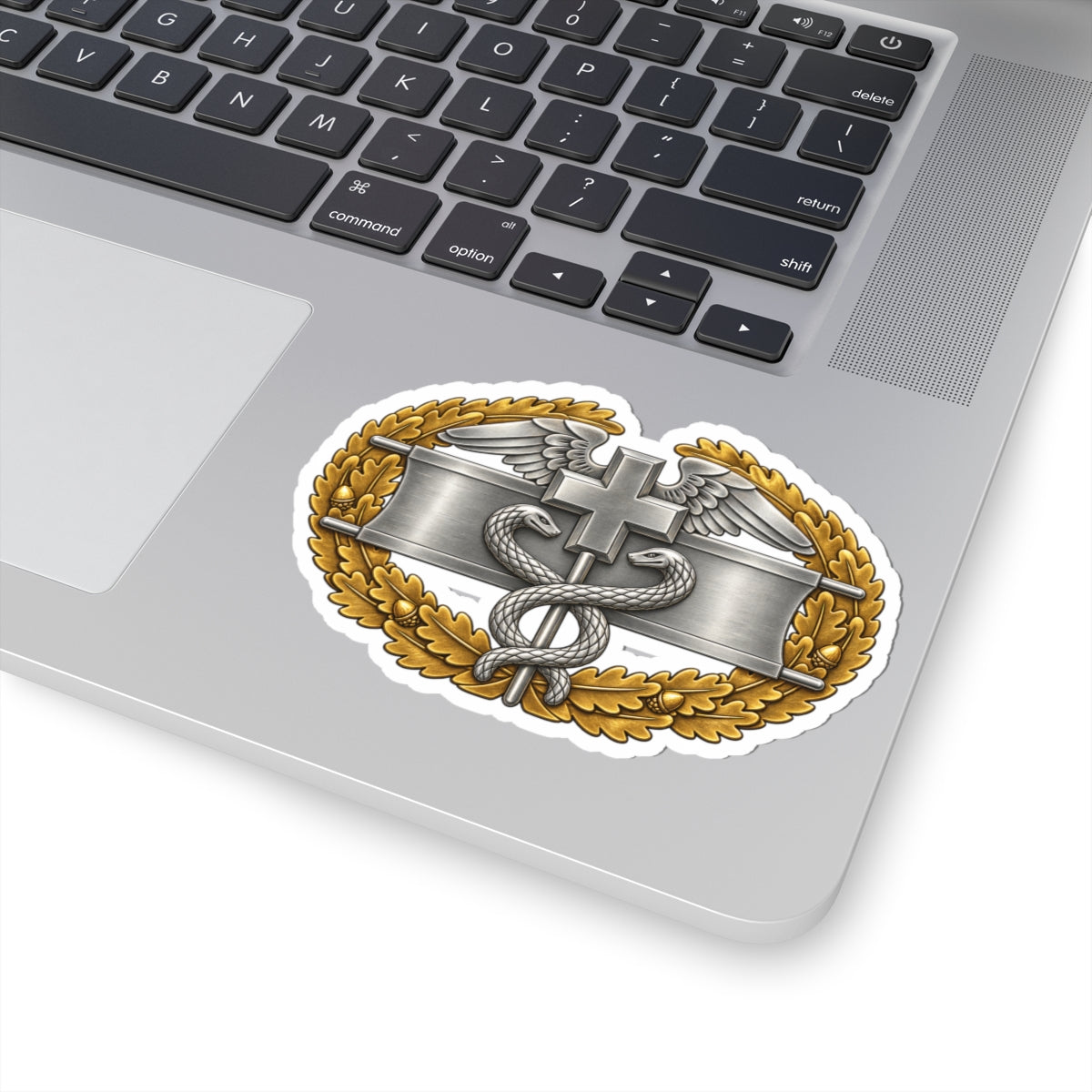 Master Combat Medical Badge Sticker — Kiss-Cut
